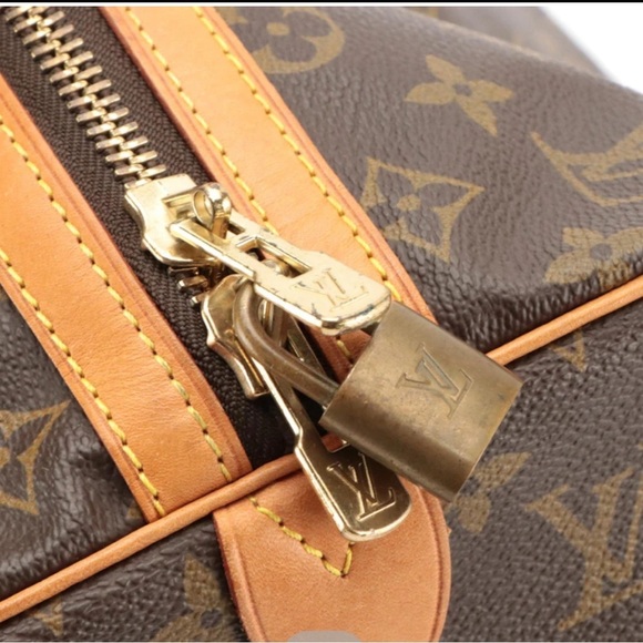 Louis Vuitton couple 35" monogram canvas and vachetta leather. WITH COA - Picture 7 of 9